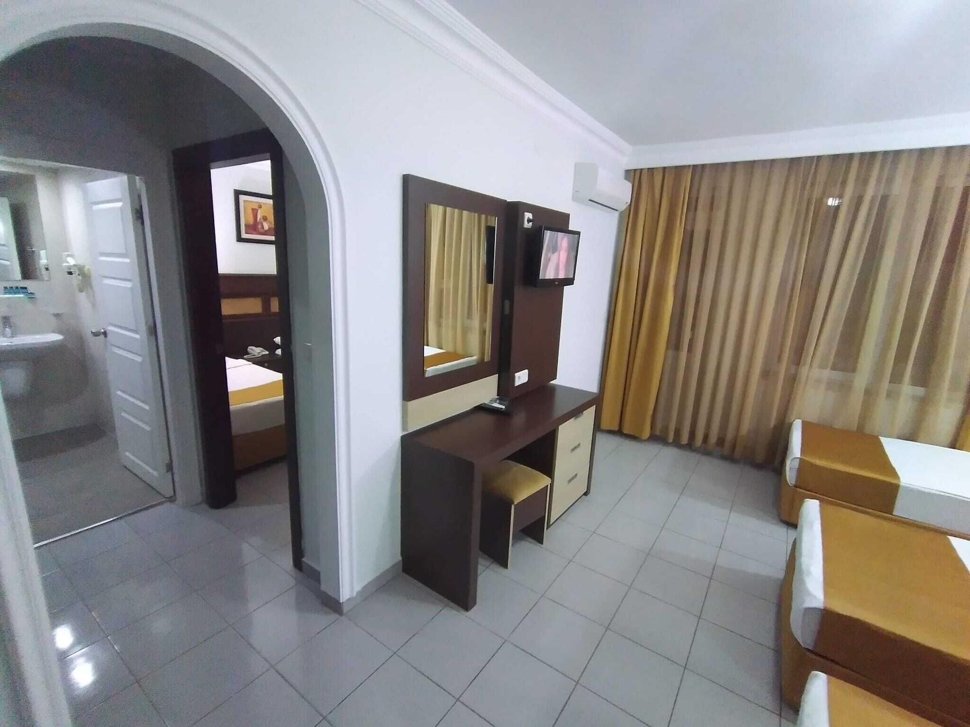 Kleopatra Aydin 3* Alanya